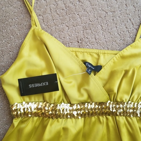 Beautiful, soft Express Top - Picture 2 of 6